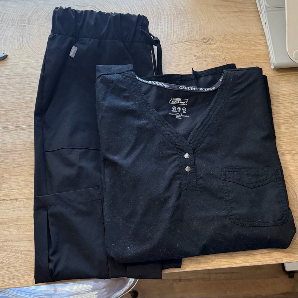 Dickies Women’s Black Scrub Top & Hanes Black Scrub Pants